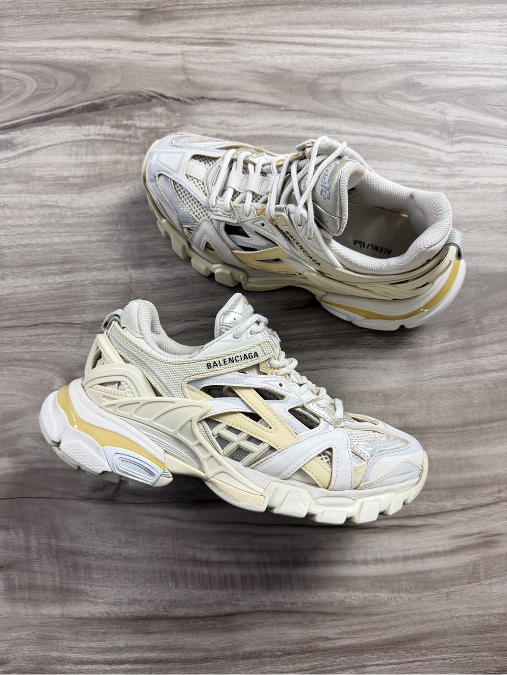 Balenciaga Track 2 Size 6 Women’s